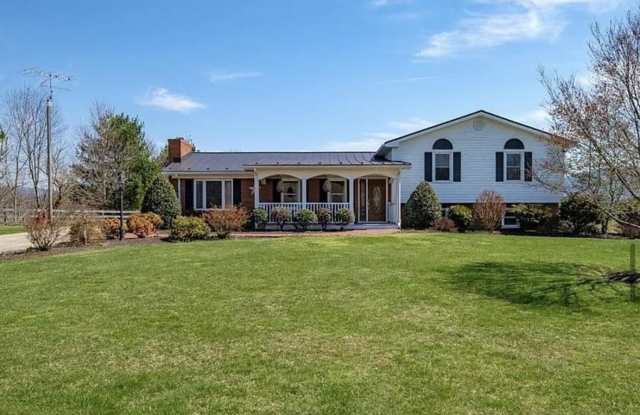 4107 CAPTAIN YANCEY RD photos photos