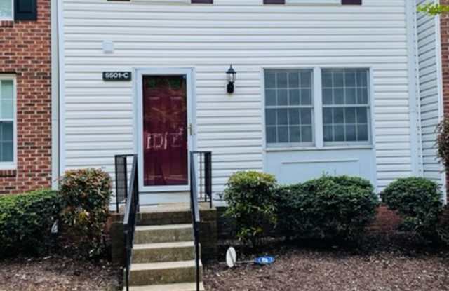 3 bed Townhouse in Great location - 5501 Richland Street, Greensboro, NC 27409