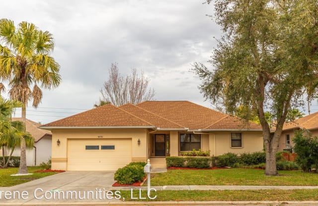 9731 62ND AVE N - 9731 62nd Avenue North, Seminole, FL 33708