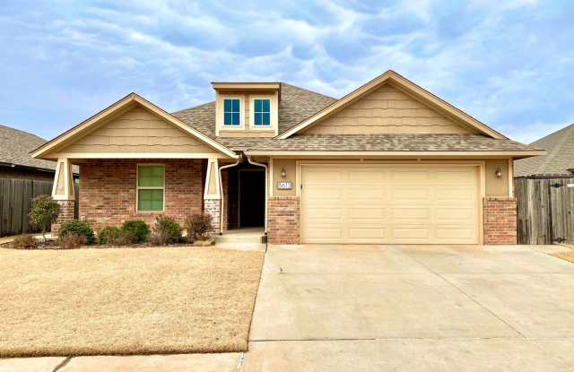Cute Home In Mustang Schools With Storm Shelter! photos photos