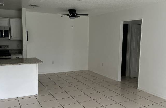 410 Thor Avenue Southeast - 3 Gallery 4