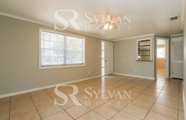 4326 Beacon Square Drive Gallery 3