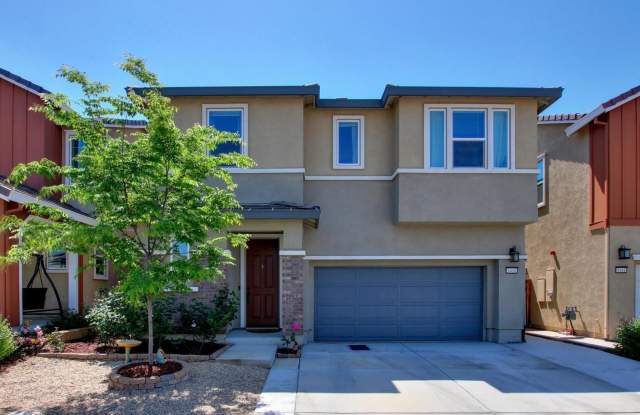 MOVE IN READY!  4 Bedroom Home in Whitney Ranch Rocklin photos photos