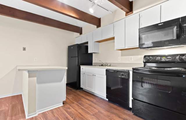 988 Brooks End Court Gallery 2