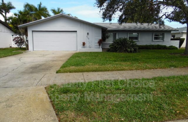 509 Lewis Blvd SE - 509 Lewis Boulevard Southeast, St. Petersburg, FL 33705