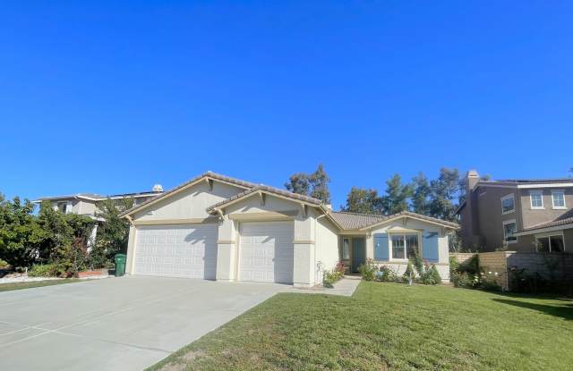 Nice Single-Story 4-Bedroom Home Available in Beaumont! - 1290 Estancia Street, Beaumont, CA 92223