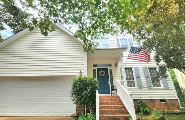 9017 Erinsbrook Drive Gallery 2