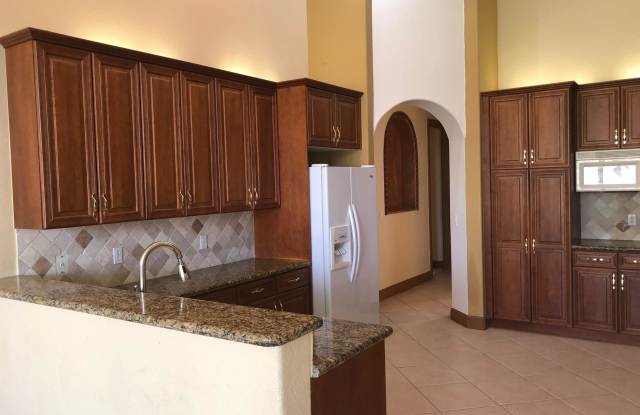 10355 Trianon Place Gallery 4