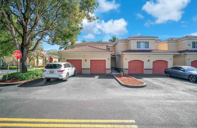 2532 Centergate Dr Gallery 3
