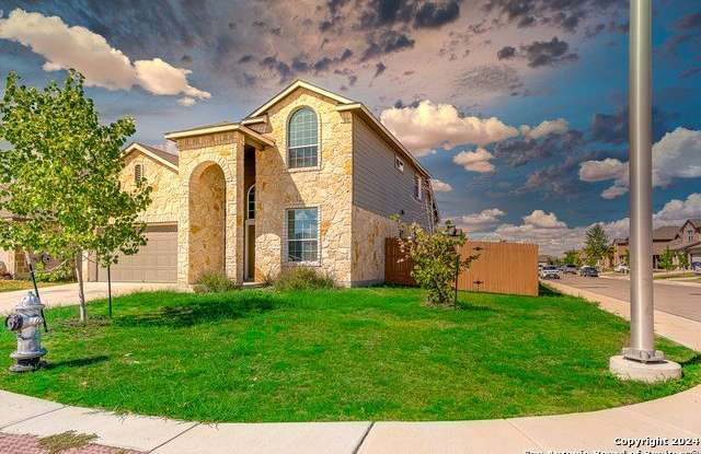 2307 Clover Ridge photos photos