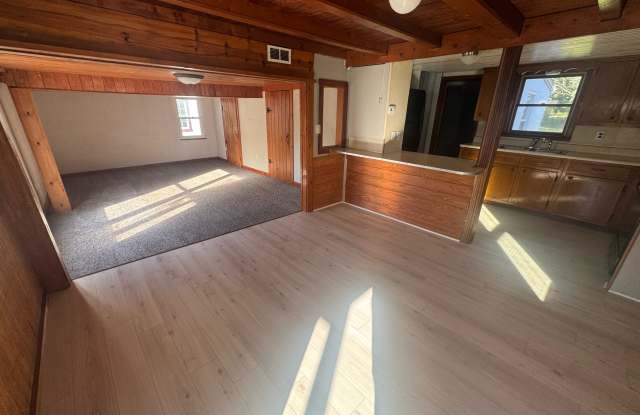 449 North Biesecker Road - 449 Gallery 2