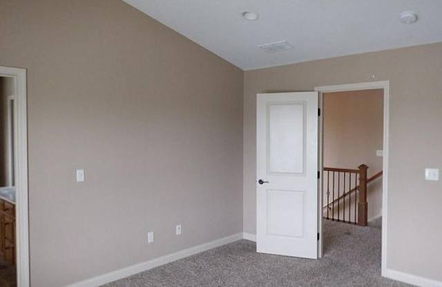 1306 Myrtle Beach Ave - 1306 Myrtle Beach Avenue, Champaign, IL 61822
