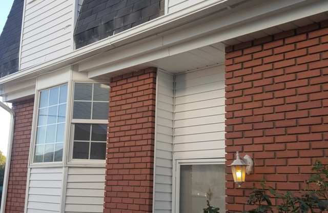 Sandy 3 Bed 2 1/2 Bath Town Home - 8284 Williamsburg Park Circle, Sandy, UT 84070 Sandy 3 Bed 2 1/2 Bath Town Home - 8284 Williamsburg Park Circle, Sandy, UT 84070