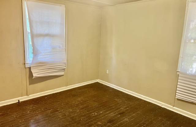 3322 Greenwell Street Gallery 4