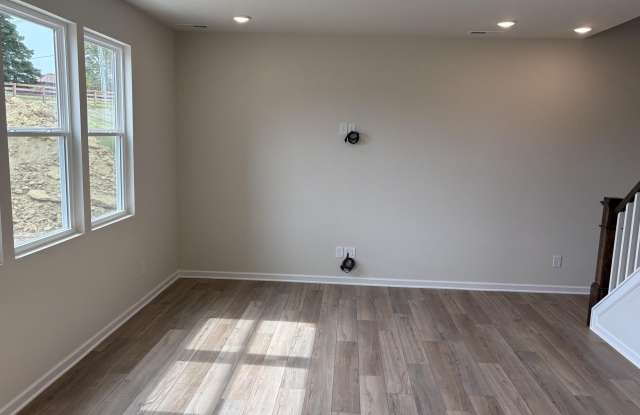 16932 Aiken Ridge Circle Gallery 3