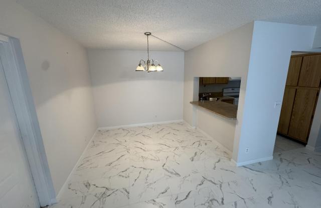 1111 Green Pine Boulevard Gallery 2