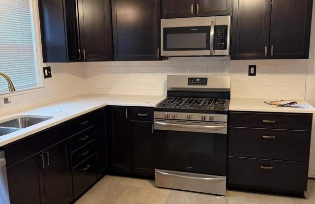 2211 32ND Place SE photos photos