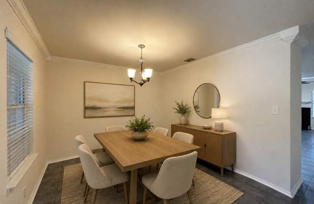 2611 Thunder Gulch Gallery 2