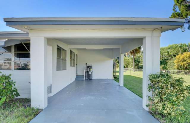 6698 Belvedere Rd Gallery 2