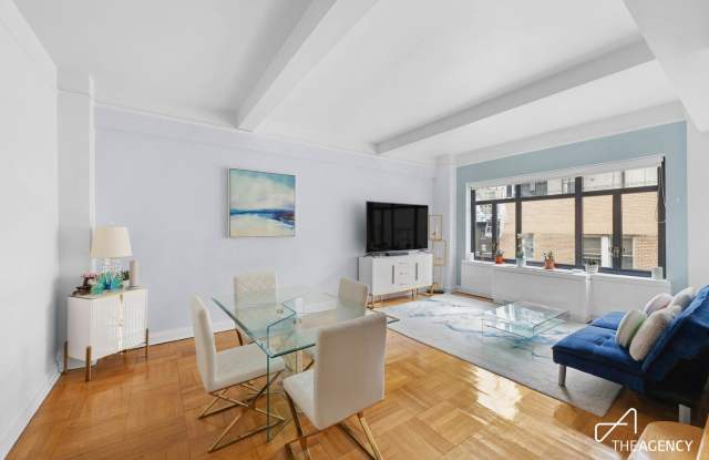 25 West 54th Street Gallery 3