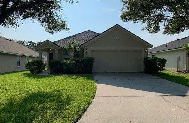609 LONGCREST Lane - 609 Longcrest Lane, Oakleaf Plantation, FL 32065