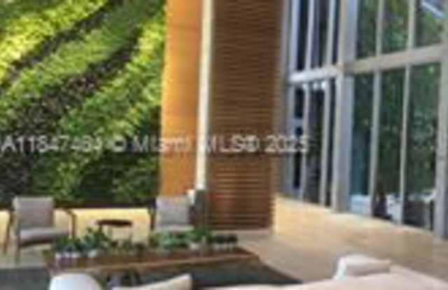 16385 Biscayne Boulevard Gallery 3