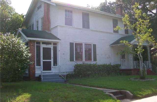 218 Lee Street - 218 Lee Street, Chickasaw, AL 36611