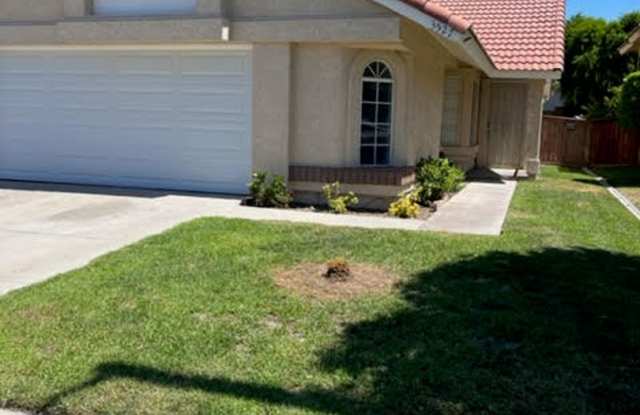 Single Story Riverside Home photos photos