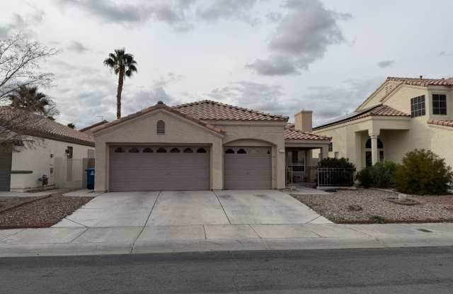 Moon River Street-3317 photos photos