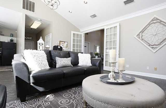 Armon Bay Gallery 1