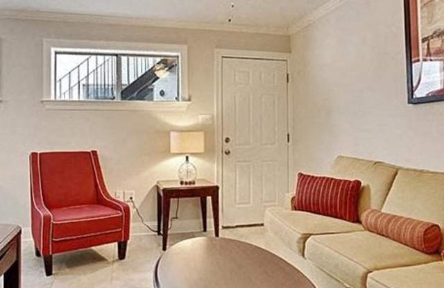 Marias Street Apartments Gallery 2