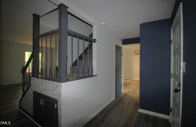 608 E Dynasty Drive Gallery 3