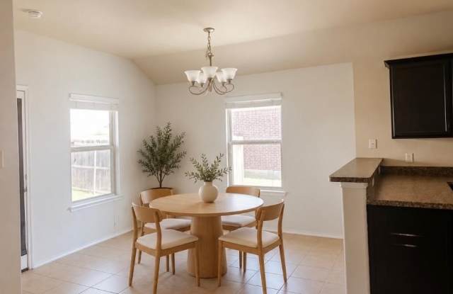704 Westgate Court Gallery 4