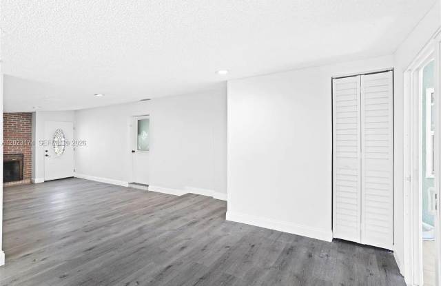 1013 Hispana Avenue Gallery 2