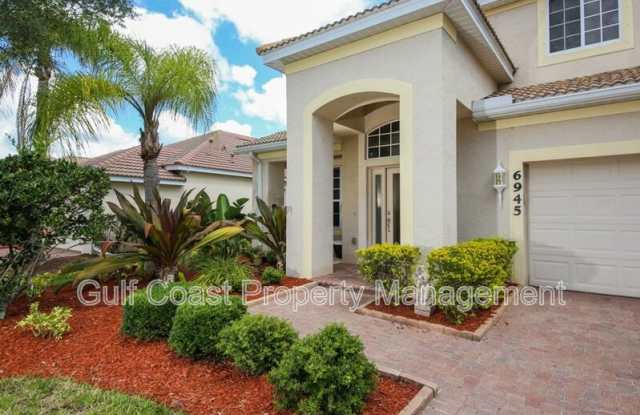 6945 74th Street Circle East Gallery 2