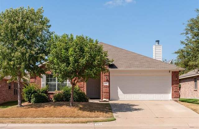 133 Valley Ranch Drive - 133 Valley Ranch Drive, Waxahachie, TX 75165