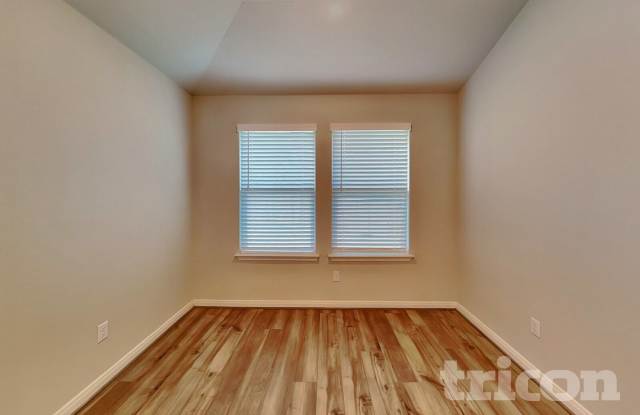 13503 Emerson Gallery 3