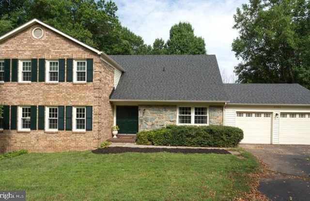 9025 STREAMVIEW Lane photos photos