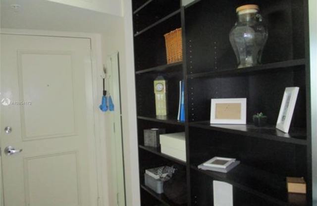 5727 Southwest 72nd Street Gallery 4