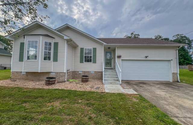 Massive Fenced Backyard with a Shed and Garage! photos photos