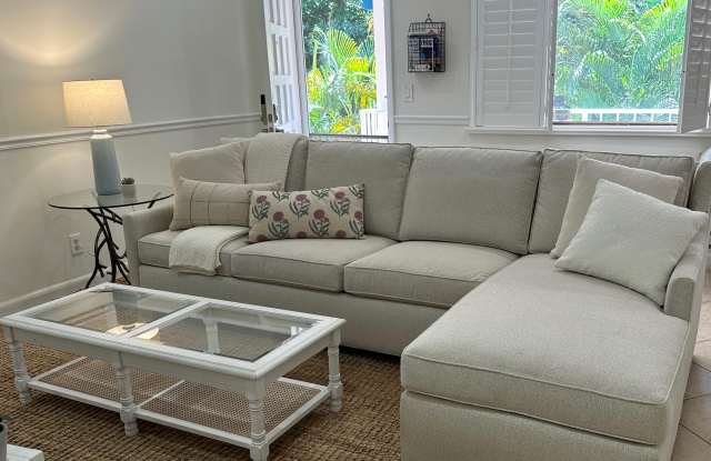 1202 Palm Trail photos photos