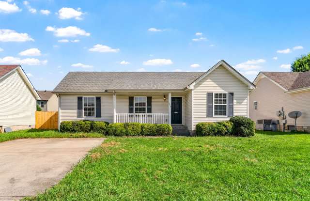3 Bedroom Pet Friendly Home For Rent Close To Post! photos photos