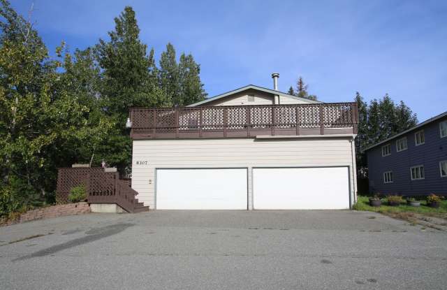 3 Bedroom Apartment in Jewel Lake w/ Garage and Large Deck! - 8307 Jewel Lake Road, Anchorage, AK 99502