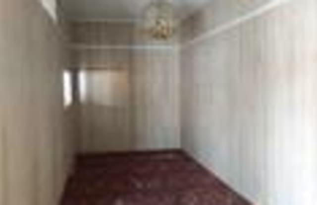 1642 Memorial Park Road Gallery 3