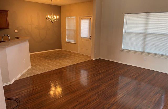 4535 Woodsboro Lane Gallery 3