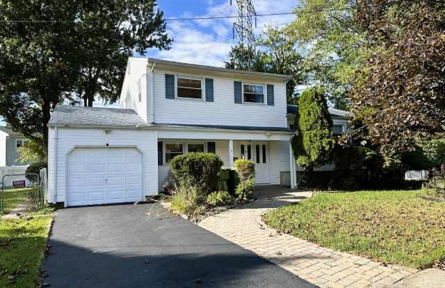 7 Timothy Court - 7 Timothy Court, Edison, NJ 08837