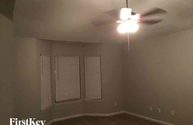 7833 Bristol Bay Lane East Gallery 2