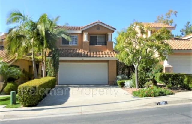 1521 Golfcrest Pl - 1521 Golfcrest Place, Vista, CA 92081