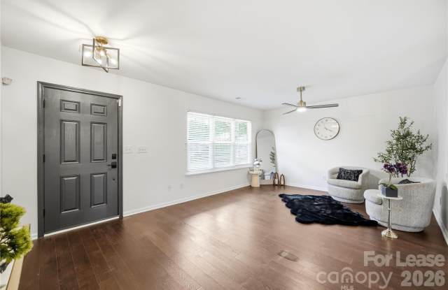 6105 Warrior Avenue Gallery 4