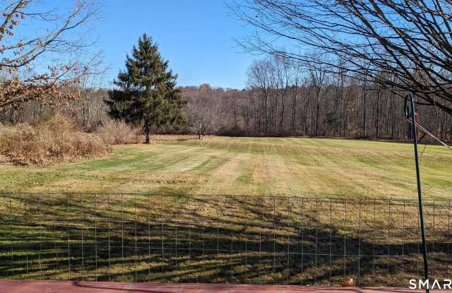 1660 Guernseytown Road Gallery 4